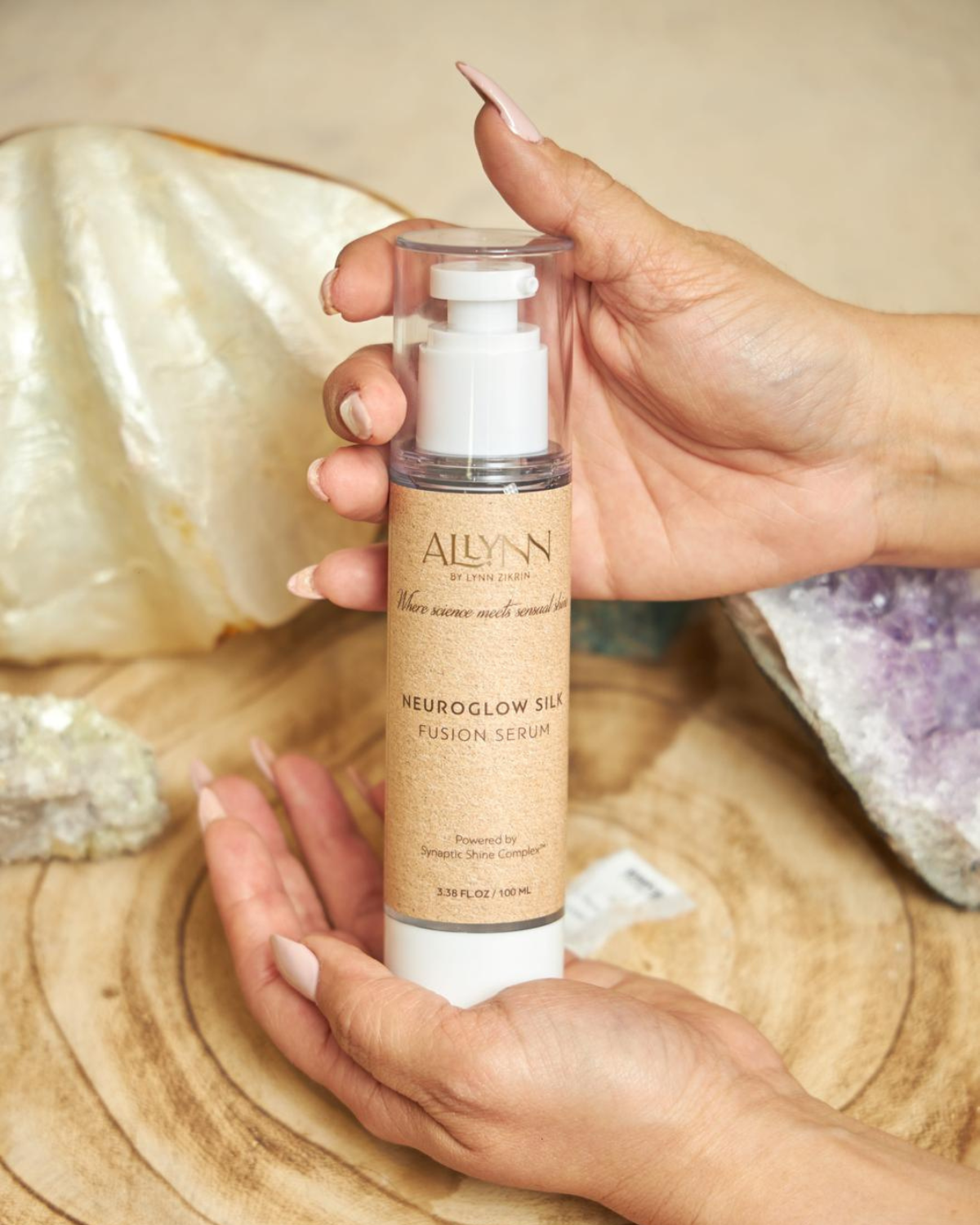 Silk serum for sealing and shine