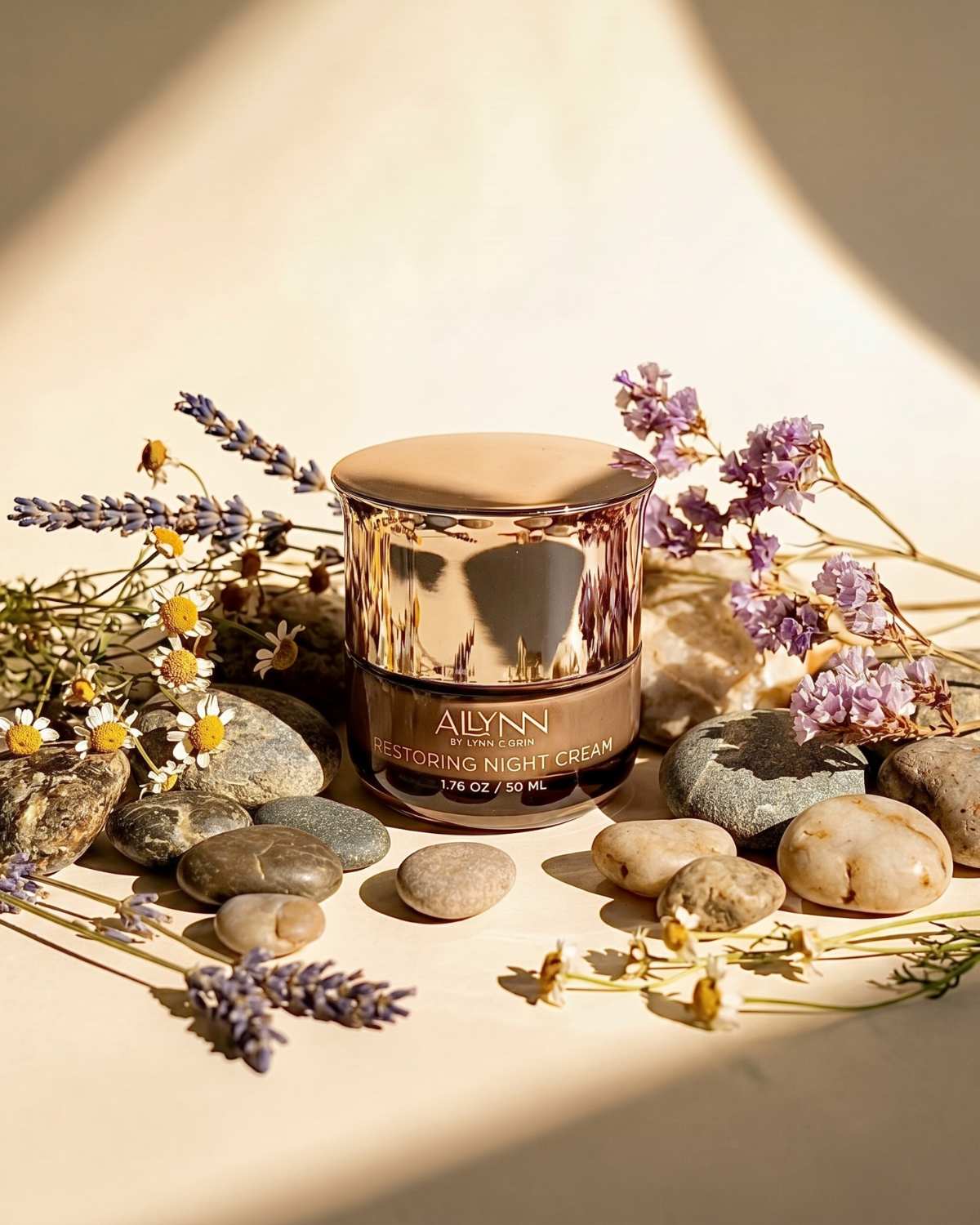 Restorative and renewing night cream